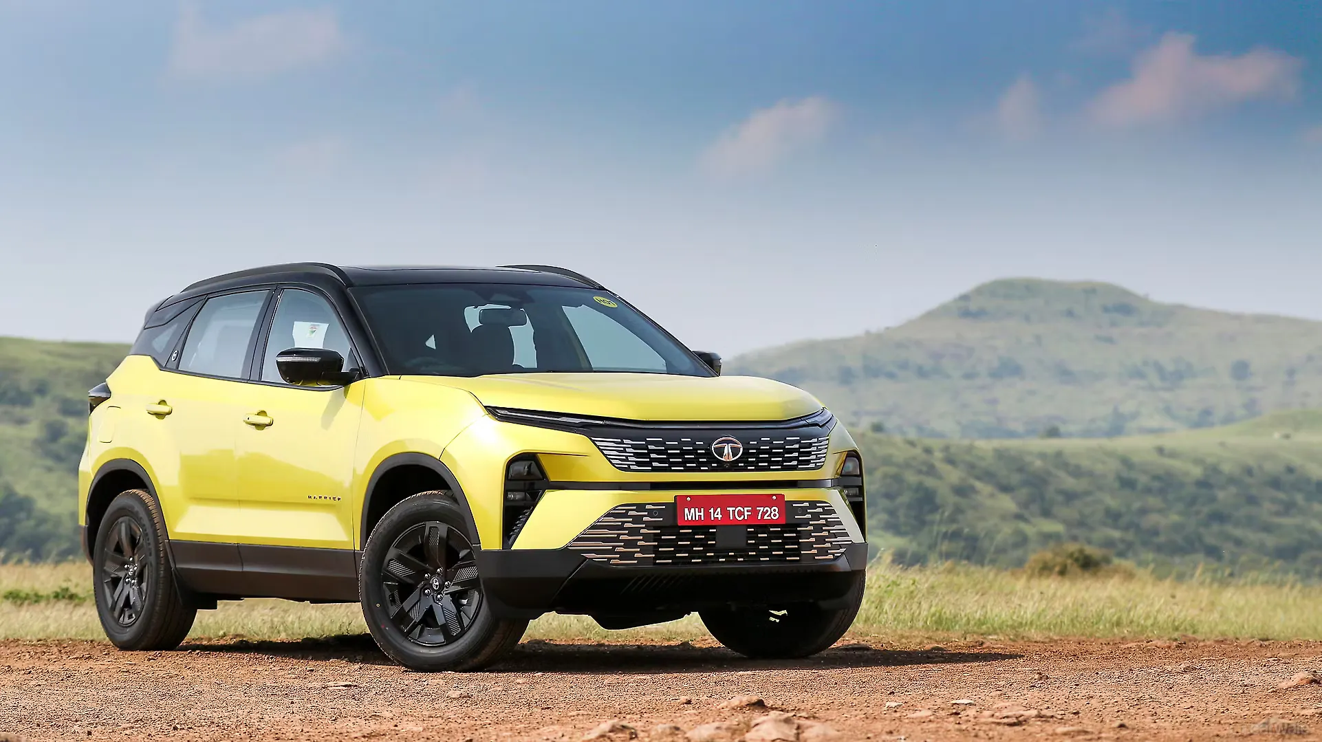 Tata Harrier Smart