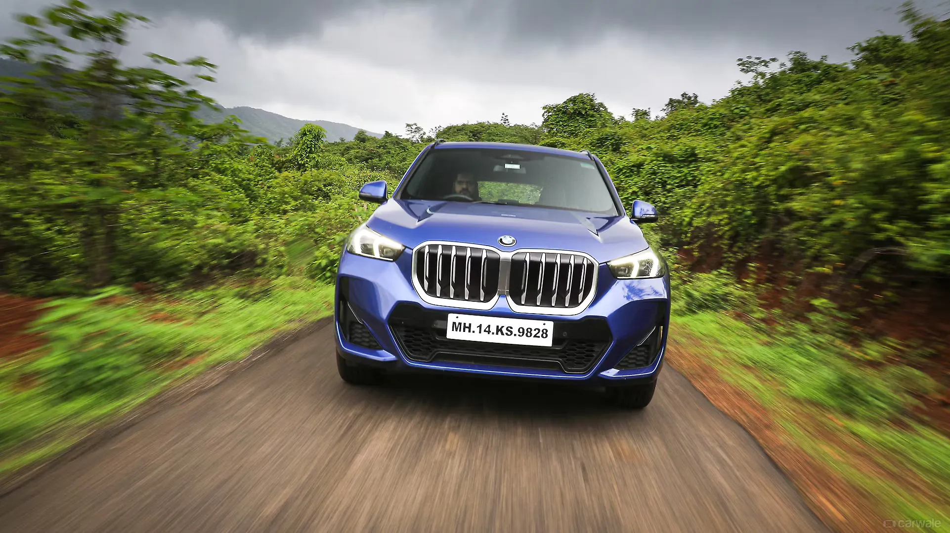 BMW X1 — View 1