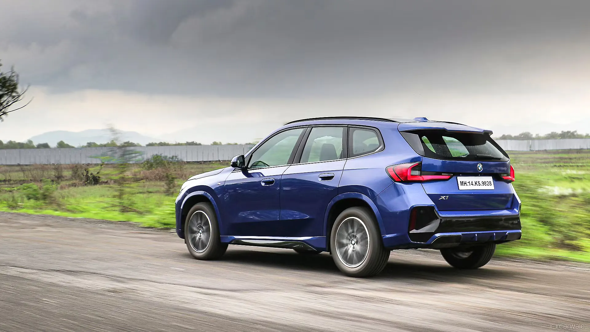 BMW X1 — View 3