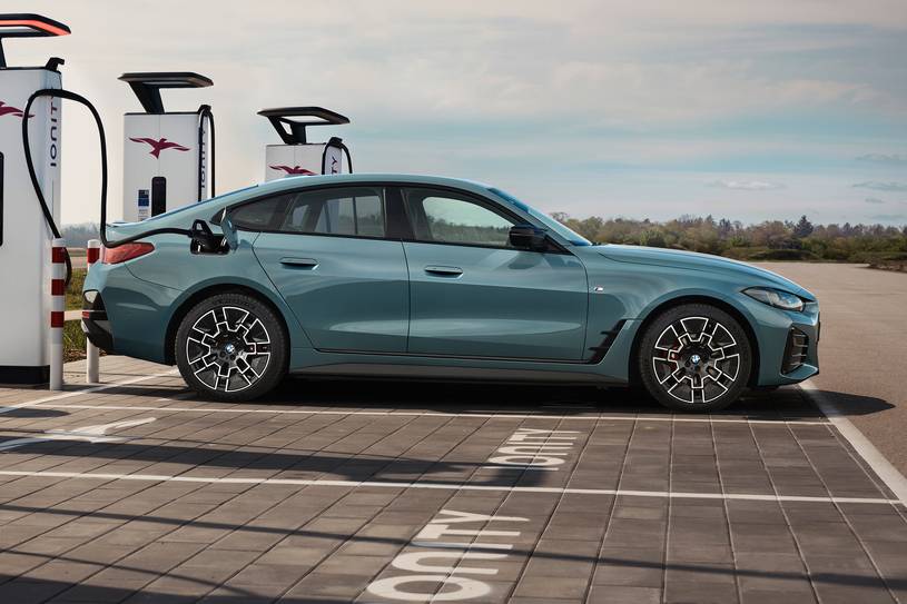 BMW i4 eDrive35