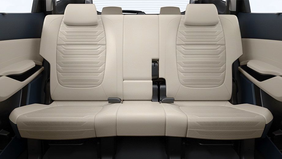 Kia Carens Luxury Diesel AT