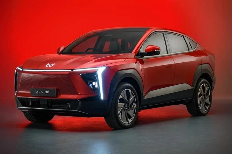 Mahindra XEV 9e Pack One
