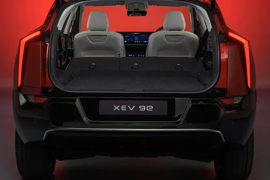Mahindra XEV 9e Pack One
