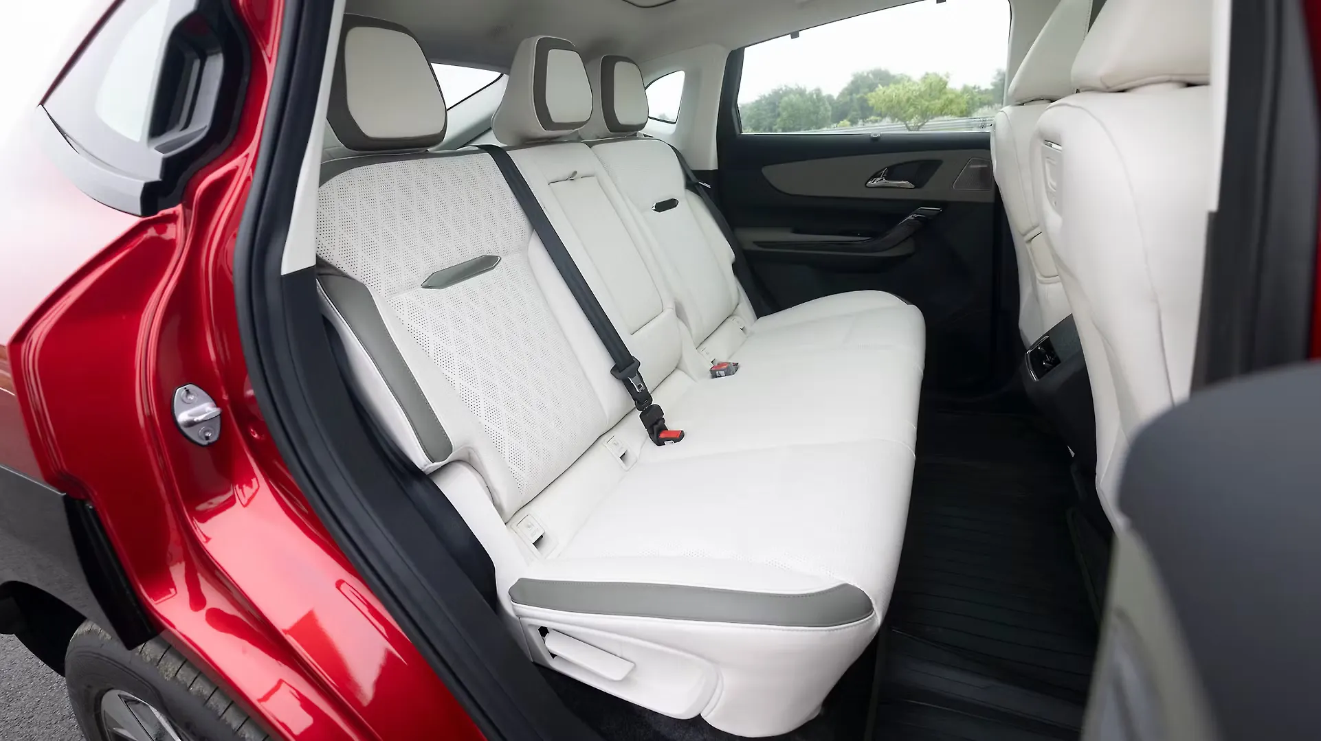 Mahindra XEV 9e Pack One