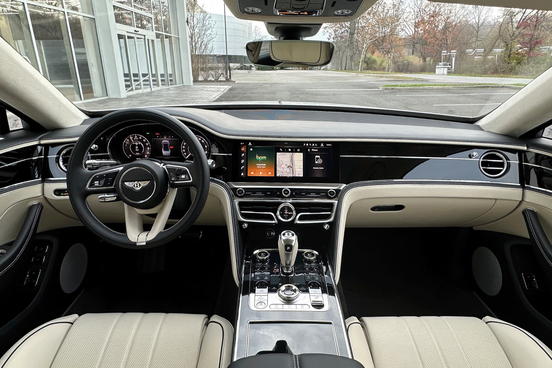 Bentley Flying Spur V8