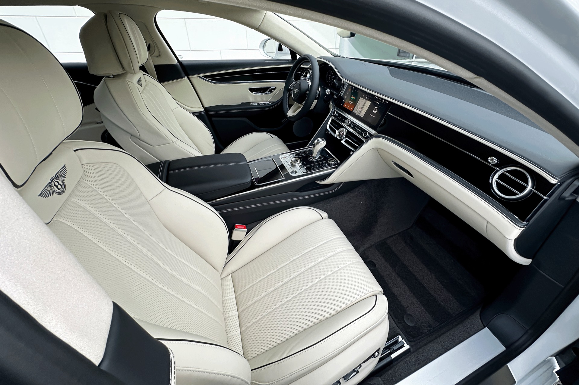 Bentley Flying Spur V8