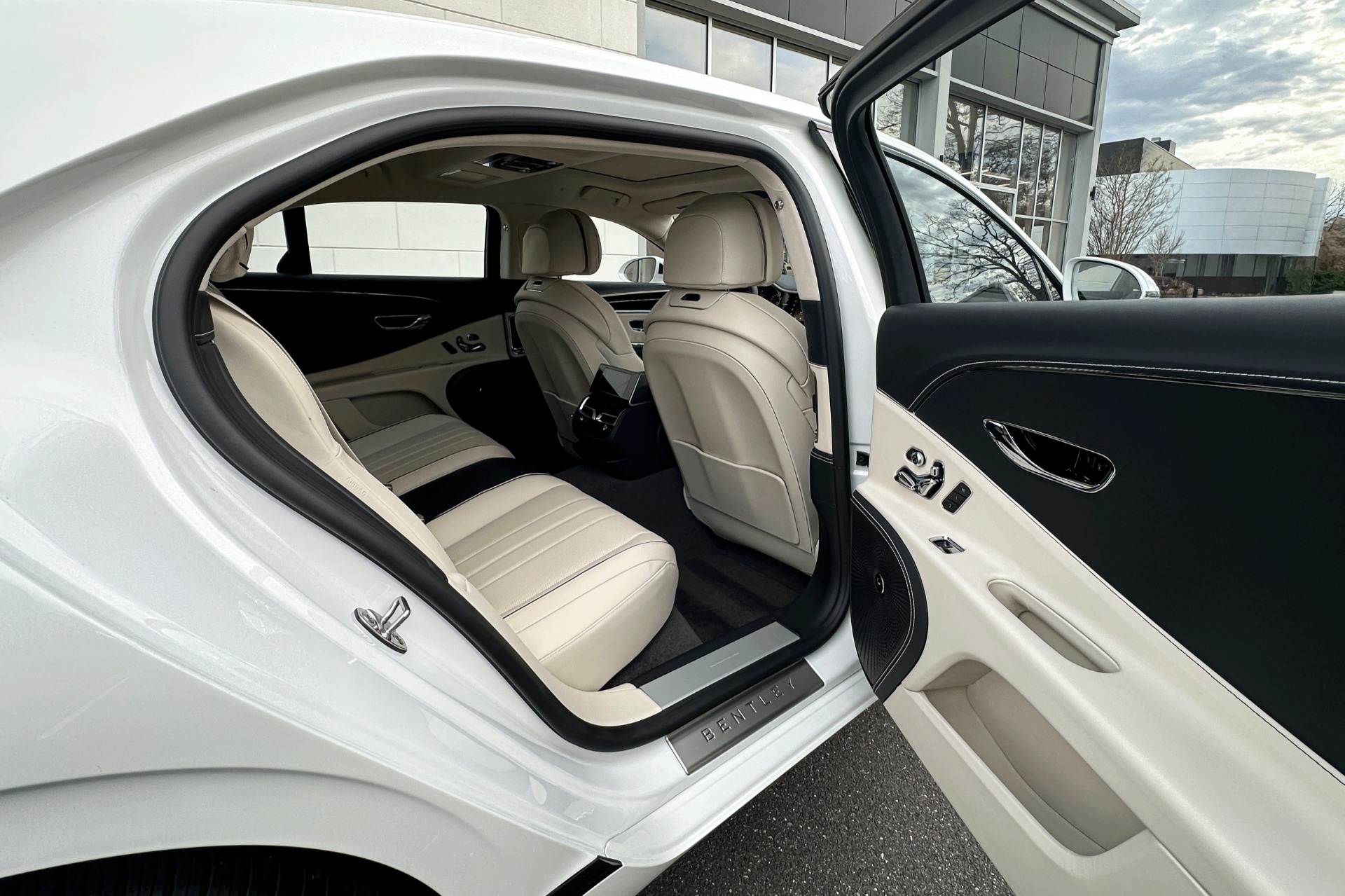 Bentley Flying Spur V8