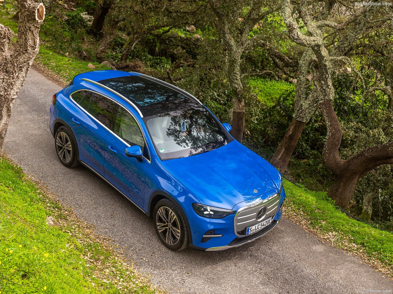 Mercedes-Benz GLC EV AMG Line