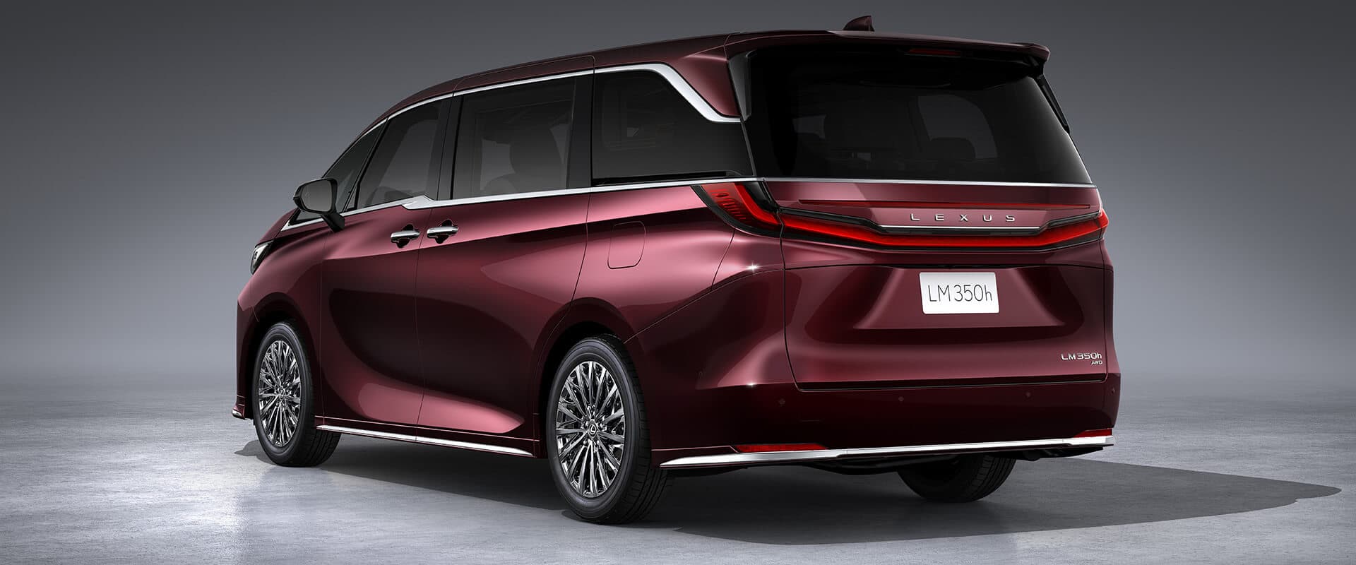 Lexus LM 350h Hybrid