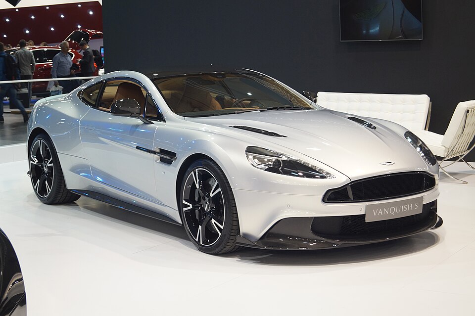 Aston Martin Vanquish V12