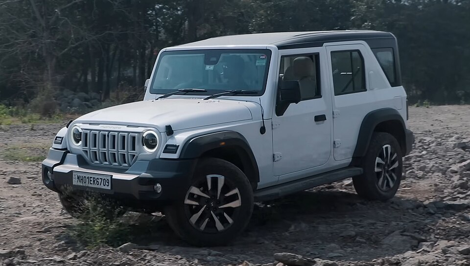 Mahindra Mahindra Thar Roxx MX1 Petrol
