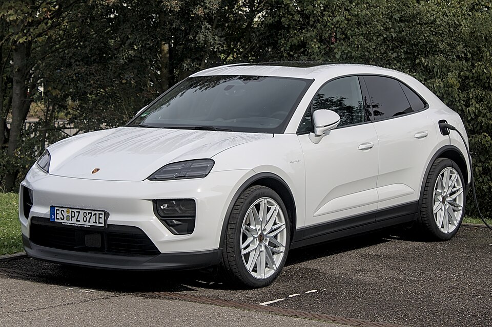Porsche Porsche Macan Electric