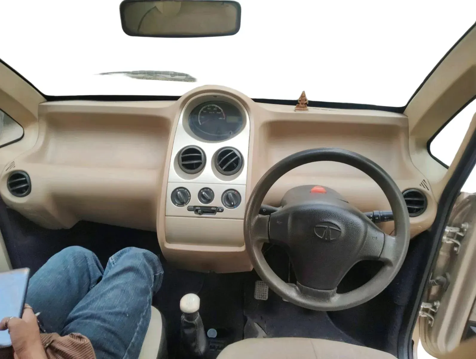Tata Nano — View 3