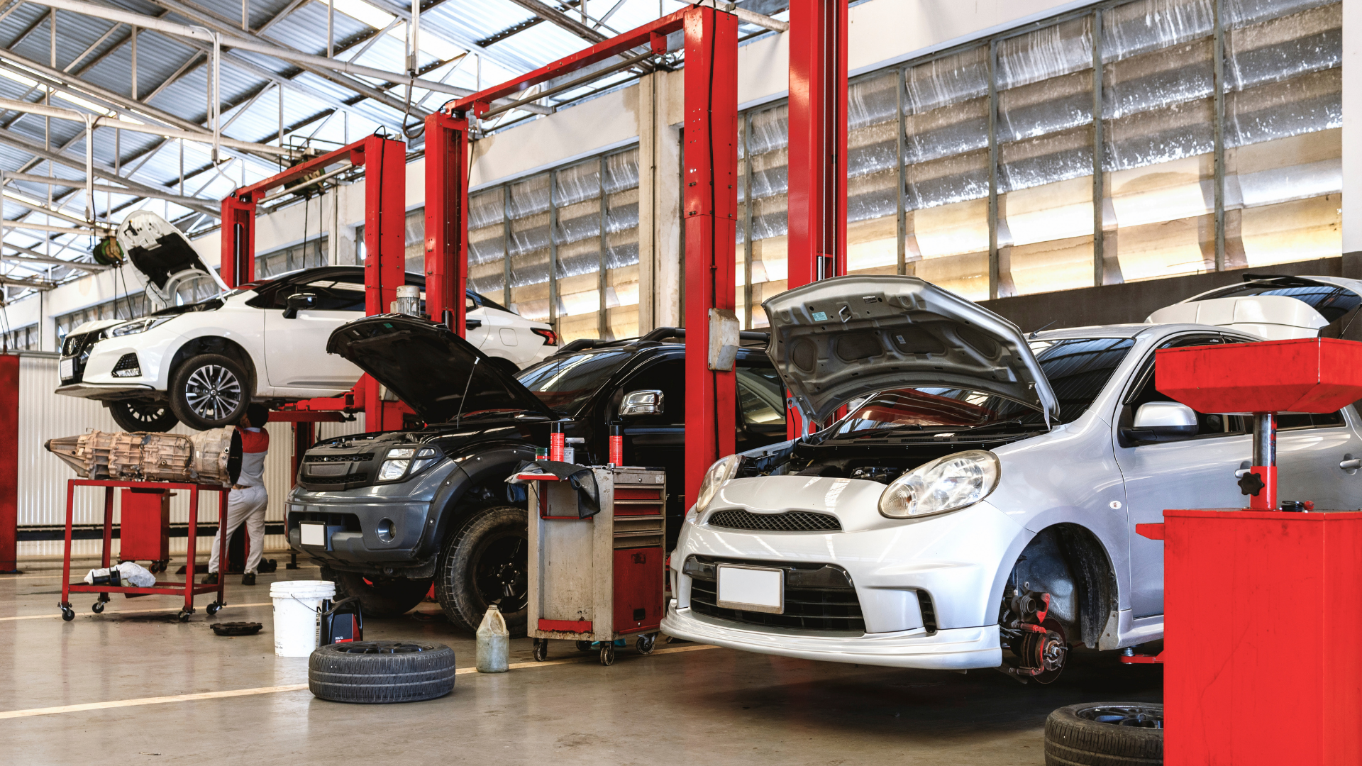India Auto Parts Sector to Grow 10% Annually on EV, Defence Push