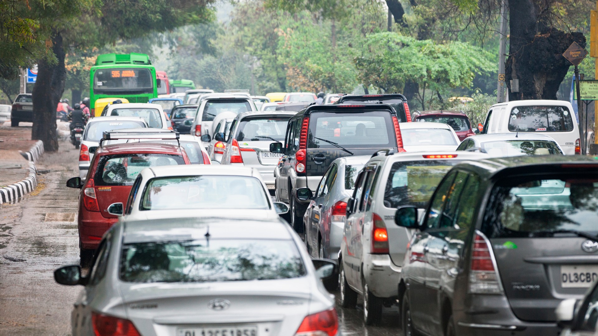 Petrol Car Sales Slip in July as Diesel Gains Amid E20 Concerns 